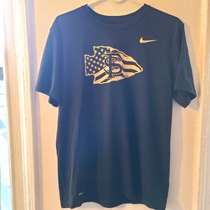 The Nike Tee Dri Fit SF Women's Large